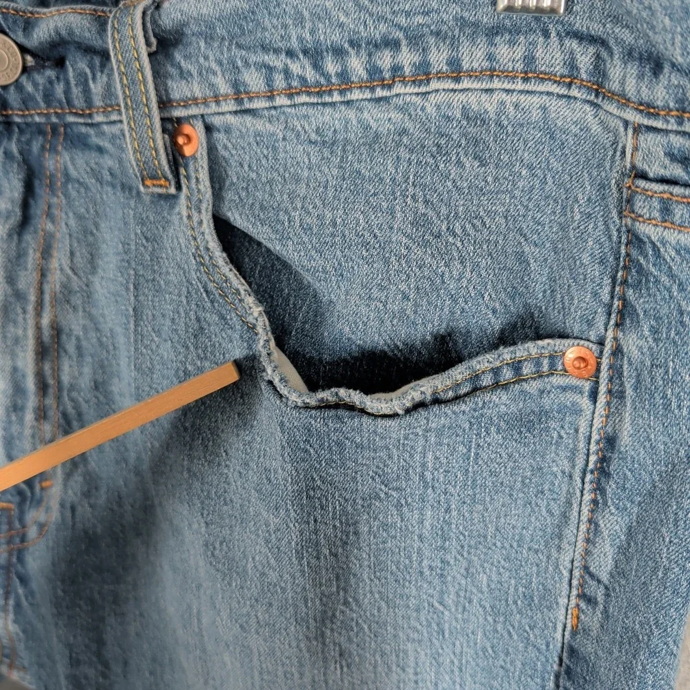 Levi's 505 Jeans Men's 36x32 Light Wash‎ Straight Leg Denim